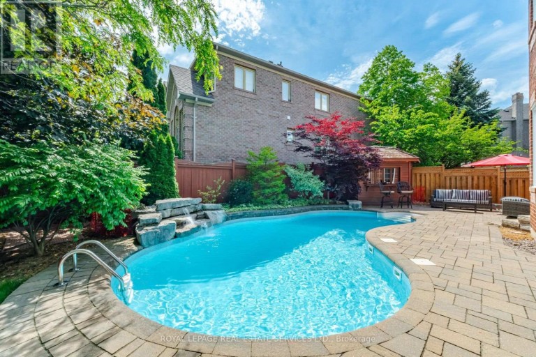 1600 GLENVISTA DRIVE, Oakville (JC Joshua Creek), Ontario, L6H6E9