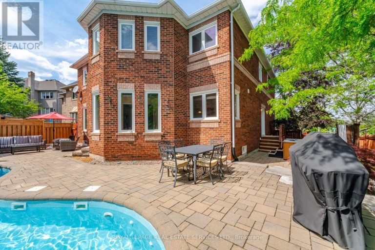 1600 GLENVISTA DRIVE, Oakville (JC Joshua Creek), Ontario, L6H6E9