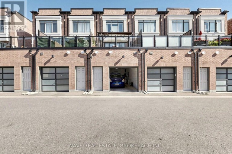 80 TROON AVENUE, Vaughan, Ontario, L6A4Z1