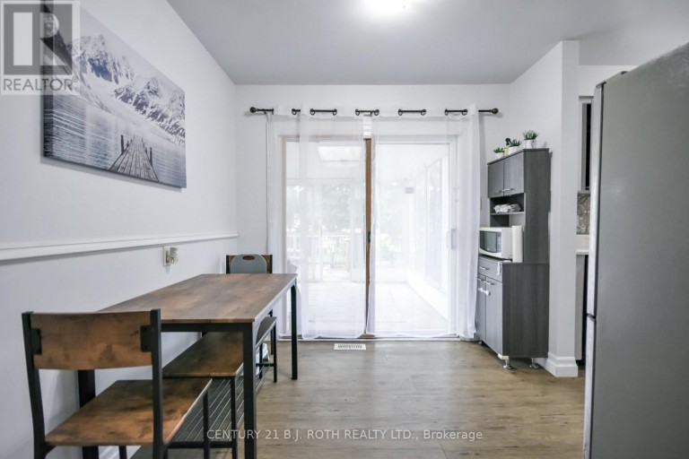 5 EAST GATE, Barrie (Grove East), Ontario, L4M2V9
