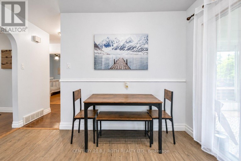 5 EAST GATE, Barrie (Grove East), Ontario, L4M2V9