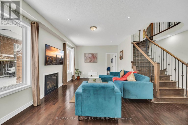 10 VIDAL ROAD, Brampton (Credit Valley), Ontario, L6Y0G8