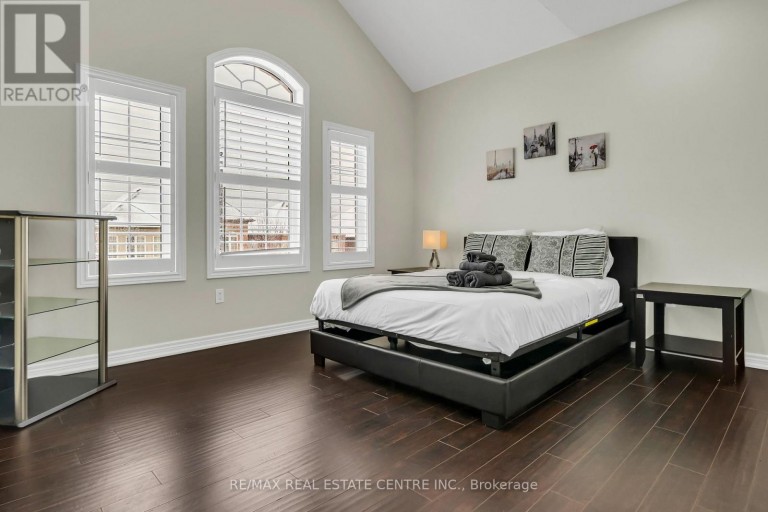 10 VIDAL ROAD, Brampton (Credit Valley), Ontario, L6Y0G8