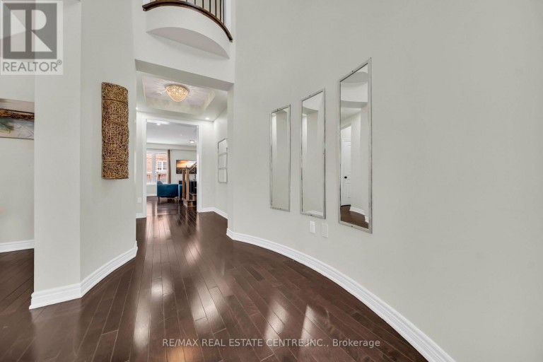10 VIDAL ROAD, Brampton (Credit Valley), Ontario, L6Y0G8
