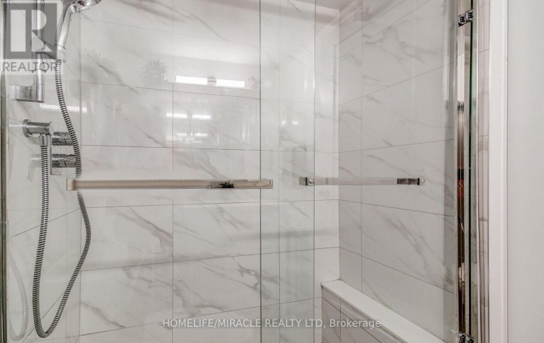 504 - 1333 BLOOR STREET, Mississauga (Applewood), Ontario, L4Y3T6