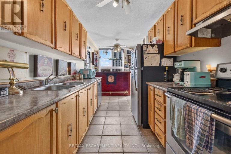 1203 - 75 QUEEN STREET N, Hamilton (Strathcona), Ontario, L8R3J3