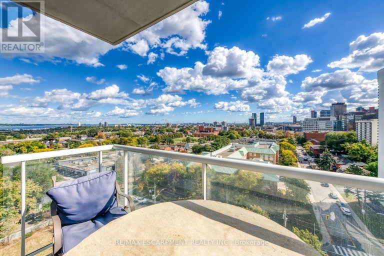 1203 - 75 QUEEN STREET N, Hamilton (Strathcona), Ontario, L8R3J3