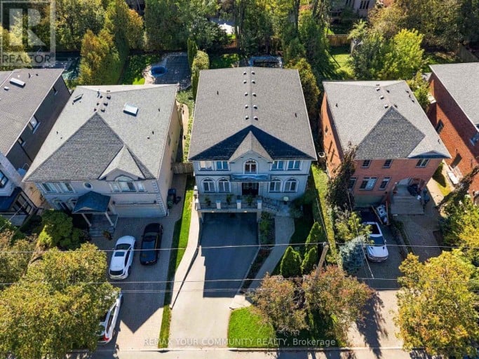 571 OLD ORCHARD GROVE, Toronto (Bedford Park-Nortown), Ontario, M5M2H2