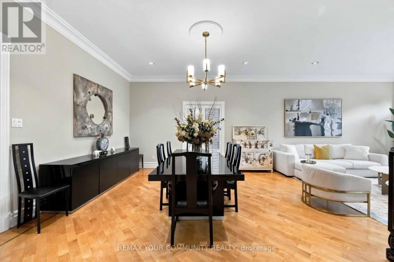 571 OLD ORCHARD GROVE, Toronto (Bedford Park-Nortown), Ontario, M5M2H2