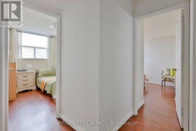 517 - 5 PARKWAY FOREST DRIVE Toronto (Henry Farm) Ontario photo 20
