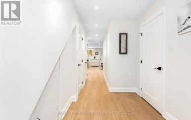 10 HAMSTEAD AVENUE Toronto (Woodbine-Lumsden) Ontario photo 32