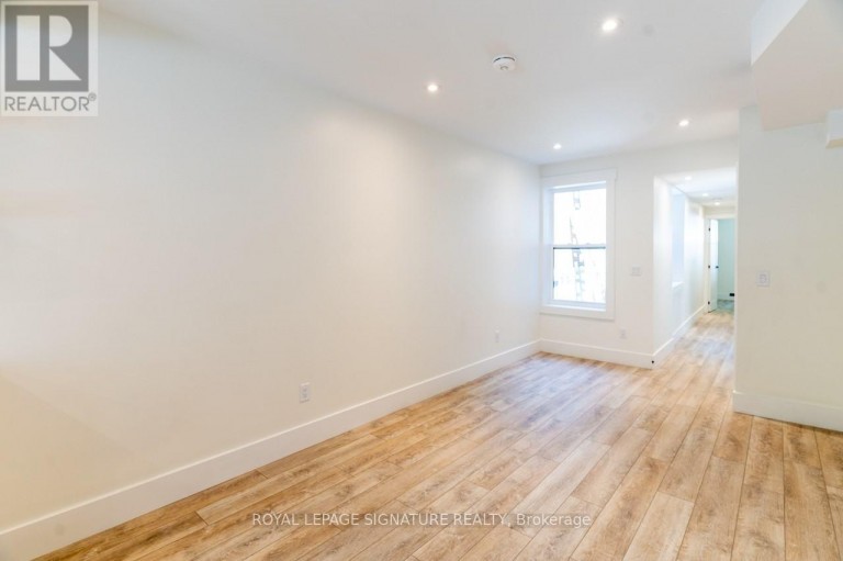 MAIN - 129 KENILWORTH AVENUE, Toronto (The Beaches), Ontario, M4L3S7