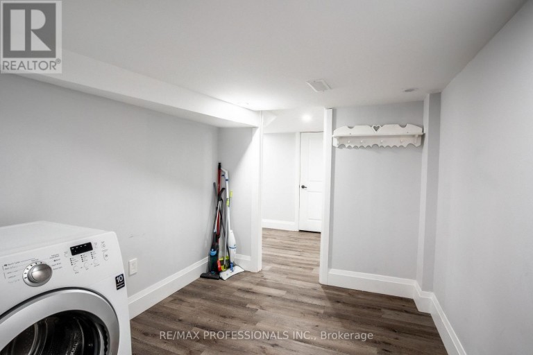 LOWER - 129 HUTCHINSON DRIVE, New Tecumseth (Alliston), Ontario, L9R1M4