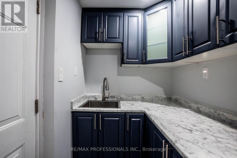 LOWER - 129 HUTCHINSON DRIVE, New Tecumseth (Alliston), Ontario, L9R1M4