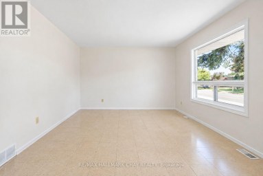 14 HEATH STREET Barrie (Cundles East) Ontario photo 15