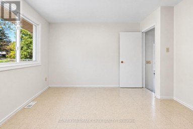 14 HEATH STREET Barrie (Cundles East) Ontario photo 7
