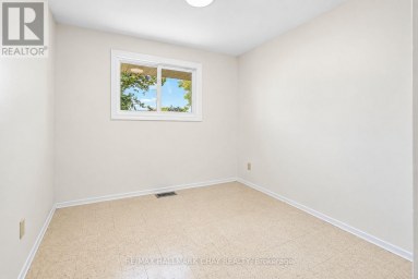 14 HEATH STREET Barrie (Cundles East) Ontario photo 9
