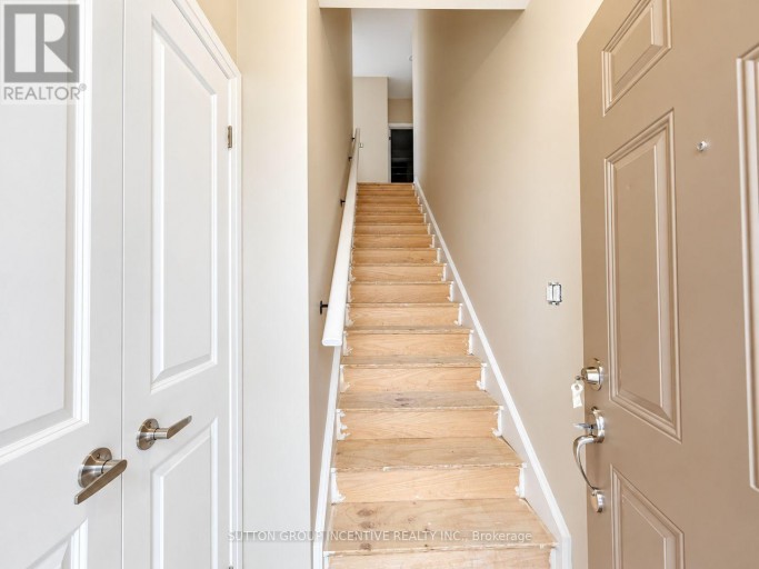 8 - 1 RIVERDALE DRIVE, Wasaga Beach, Ontario, L9Z1E9