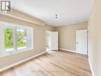 8 - 1 RIVERDALE DRIVE Wasaga Beach Ontario photo 9