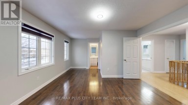 4 SLESSOR LANE Brampton (Bram East) Ontario photo 19