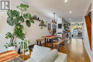 44 MCCORMACK STREET Toronto (Rockcliffe-Smythe) Ontario photo 1