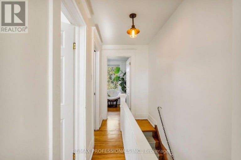 44 MCCORMACK STREET, Toronto (Rockcliffe-Smythe), Ontario, M6N1X6