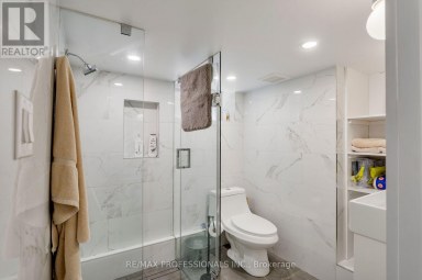 44 MCCORMACK STREET Toronto (Rockcliffe-Smythe) Ontario photo 32