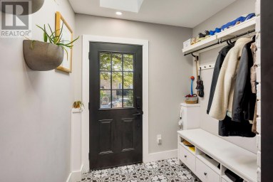 44 MCCORMACK STREET Toronto (Rockcliffe-Smythe) Ontario photo 6