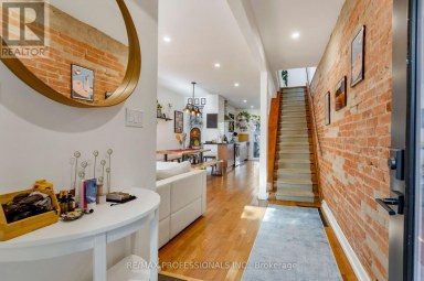 44 MCCORMACK STREET Toronto (Rockcliffe-Smythe) Ontario photo 7