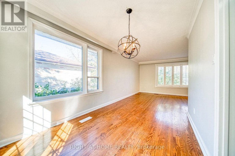 506 TRUDALE COURT, Oakville (WO West), Ontario, L6L4H1
