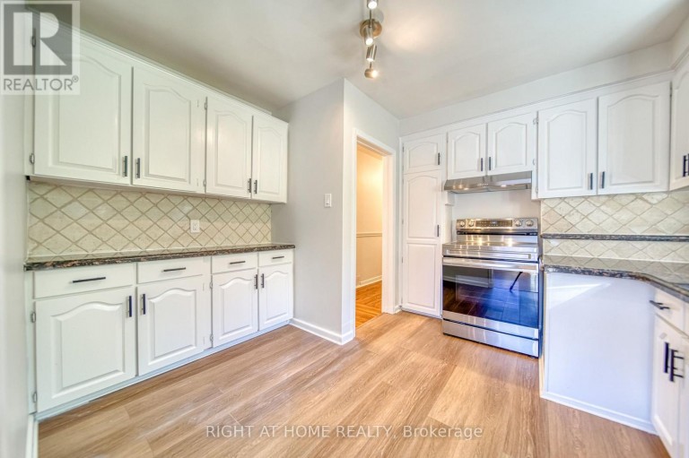 506 TRUDALE COURT, Oakville (WO West), Ontario, L6L4H1