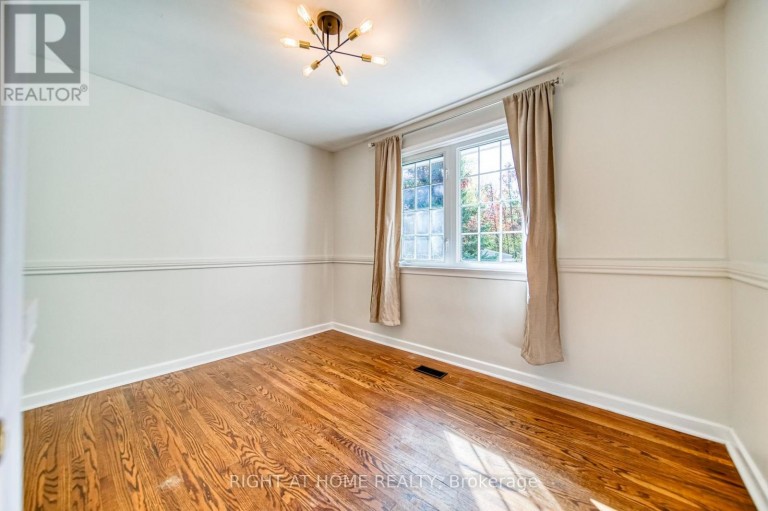 506 TRUDALE COURT, Oakville (WO West), Ontario, L6L4H1