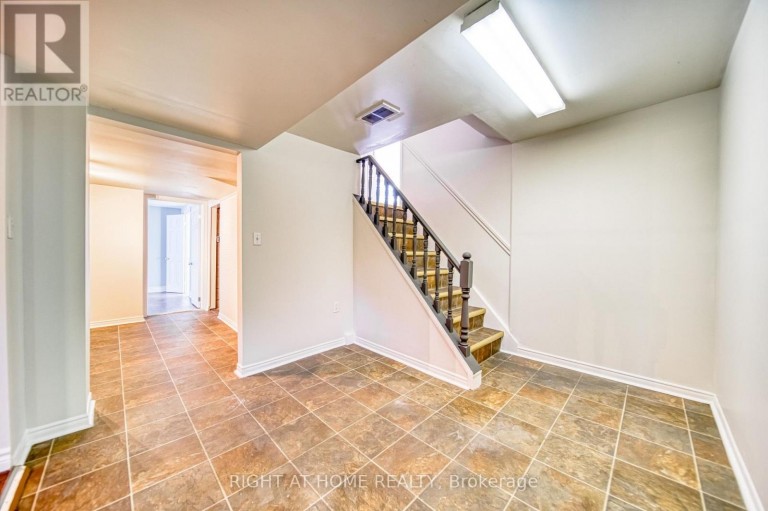 506 TRUDALE COURT, Oakville (WO West), Ontario, L6L4H1