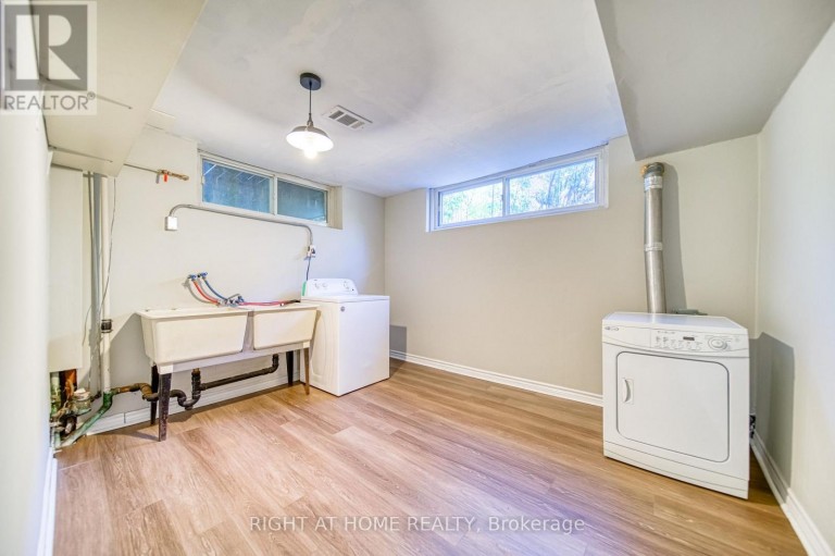 506 TRUDALE COURT, Oakville (WO West), Ontario, L6L4H1