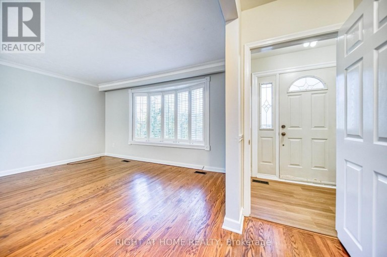 506 TRUDALE COURT, Oakville (WO West), Ontario, L6L4H1