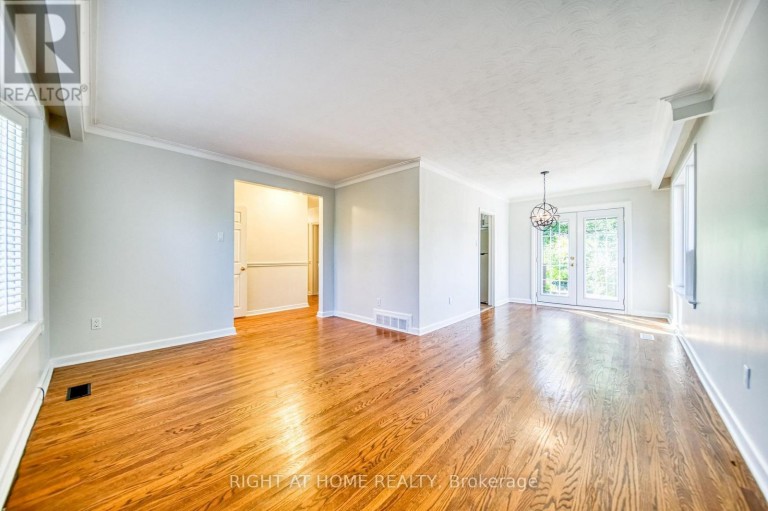 506 TRUDALE COURT, Oakville (WO West), Ontario, L6L4H1