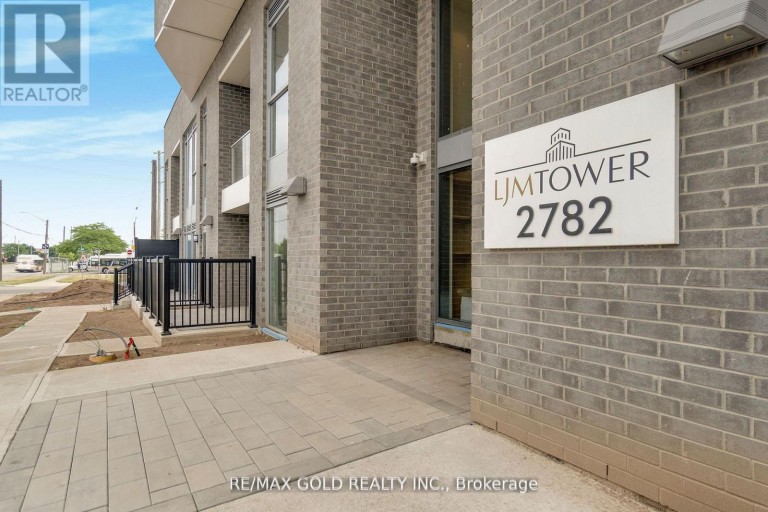 803 - 2782 BARTON STREET E, Hamilton (Riverdale), Ontario, L8E0L3