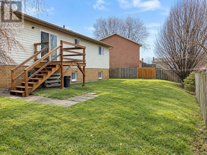 23 HICKORY COURT, Welland (N. Welland), Ontario, L3C6S9