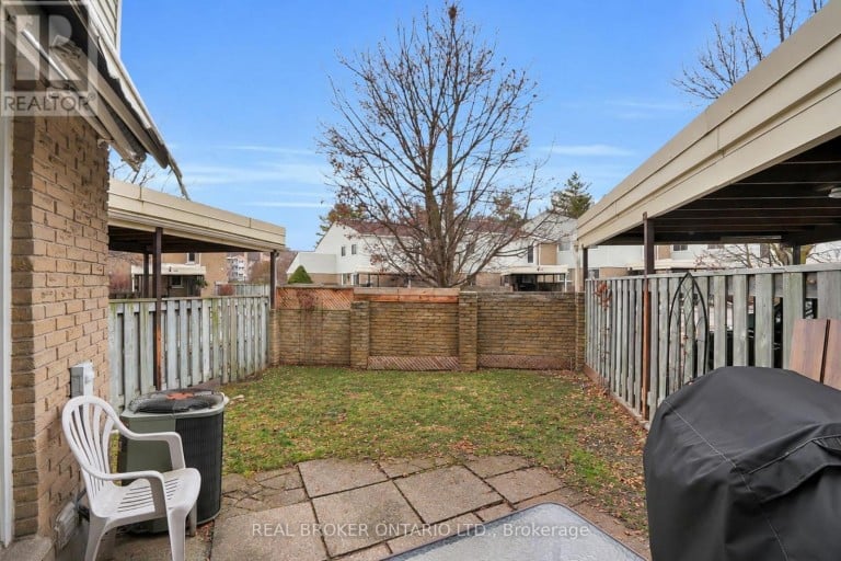 15 - 415 MORGAN AVENUE, Kitchener, Ontario, N2A2V6