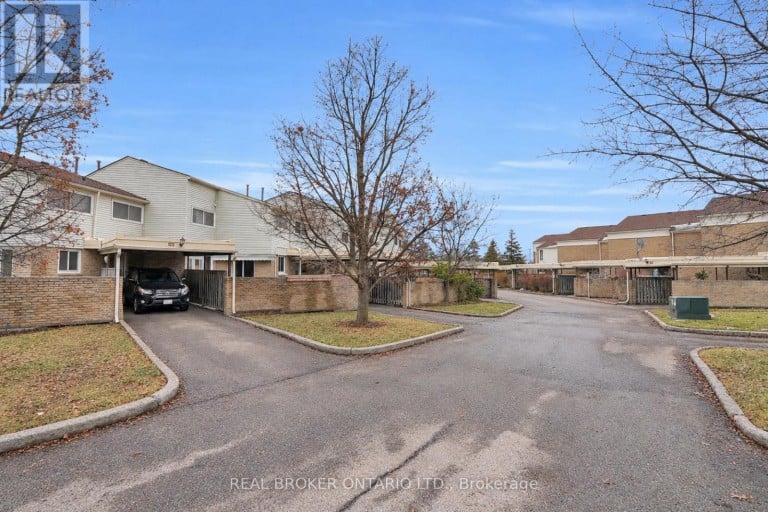15 - 415 MORGAN AVENUE, Kitchener, Ontario, N2A2V6