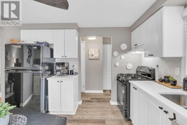15 - 415 MORGAN AVENUE, Kitchener, Ontario, N2A2V6
