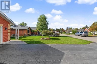 9 HILLVIEW DRIVE Kawartha Lakes (Bobcaygeon) Ontario photo 4