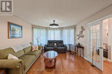 9 HILLVIEW DRIVE Kawartha Lakes (Bobcaygeon) Ontario photo 9