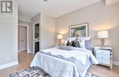 1005 - 2 ANNDALE DRIVE Toronto (Willowdale East) Ontario photo 16