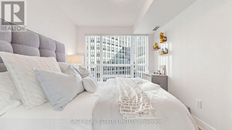 1007 - 20 BLUE JAYS WAY, Toronto (Waterfront Communities), Ontario, M5V3W6