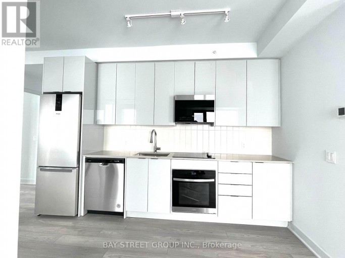 4802 - 2920 HIGHWAY 7 ROAD, Vaughan (Concord), Ontario, L4K0P4