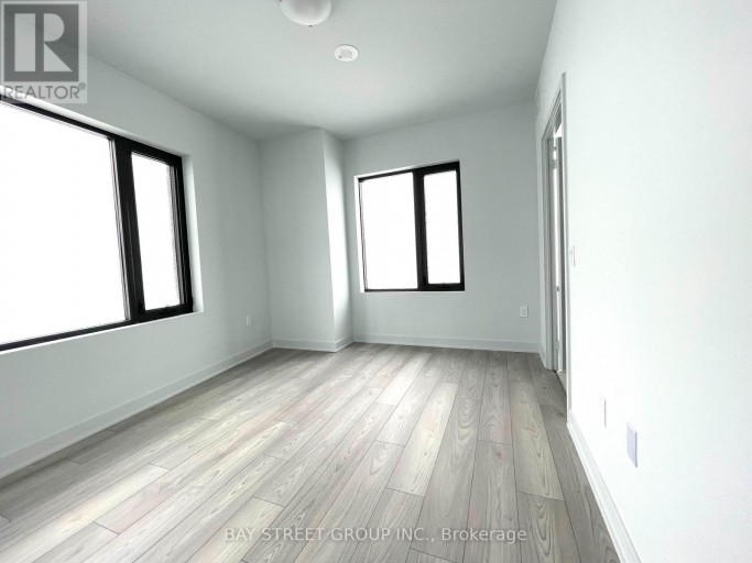 4802 - 2920 HIGHWAY 7 ROAD, Vaughan (Concord), Ontario, L4K0P4