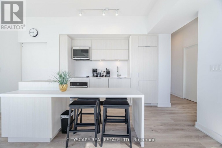 1907 - 370 MARTHA STREET S, Burlington (Brant), Ontario, L7R0G9