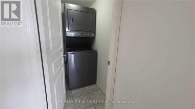 501 - 300 RAY LAWSON BOULEVARD Brampton (Fletcher's Creek South) Ontario photo 11
