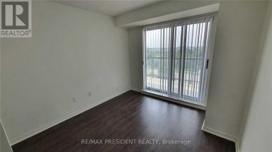 501 - 300 RAY LAWSON BOULEVARD Brampton (Fletcher's Creek South) Ontario photo 12